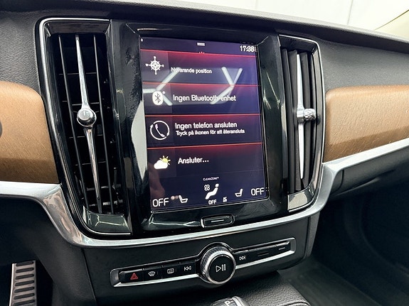 Volvo S90 22 of 25
