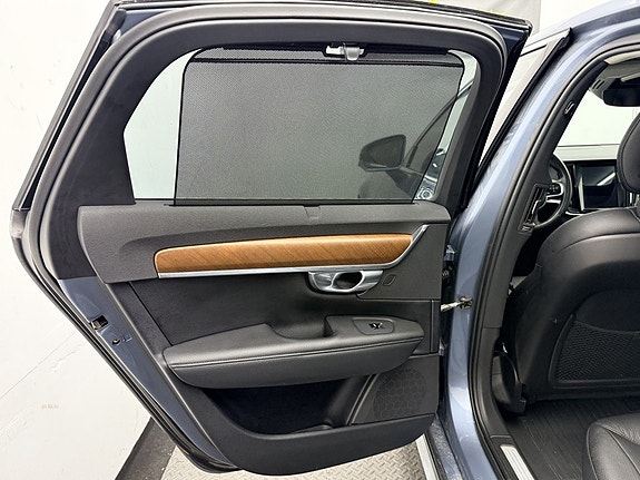 Volvo S90 13 of 25