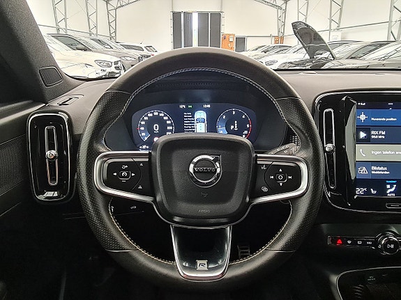 Volvo XC40 21 of 22