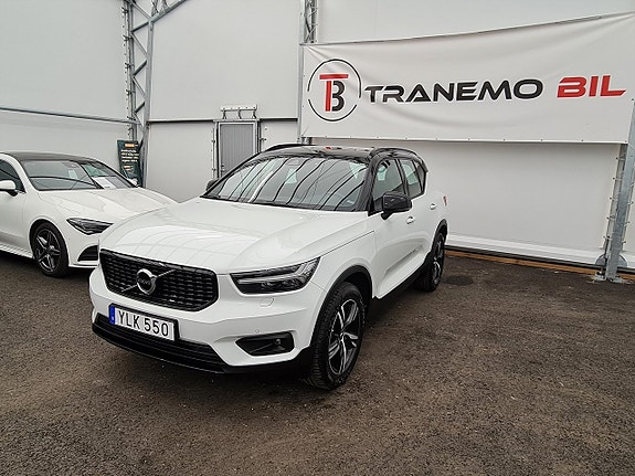 Volvo XC40 9 of 22