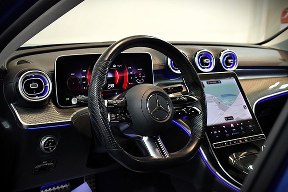 Mercedes-Benz C300 8 of 30