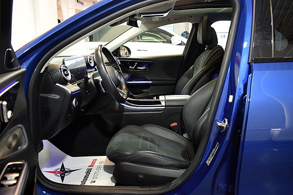 Mercedes-Benz C300 6 of 30