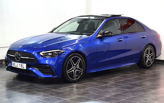 Mercedes-Benz C300 4 of 5