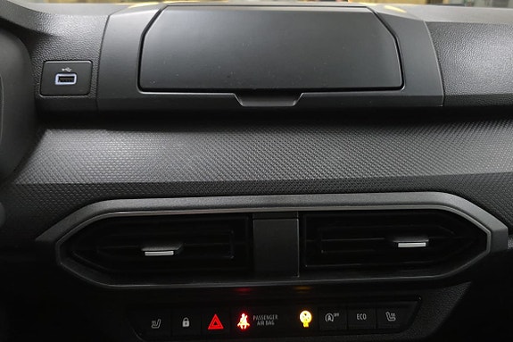 Dacia Sandero 15 of 21
