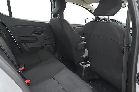 Dacia Sandero 9 of 21