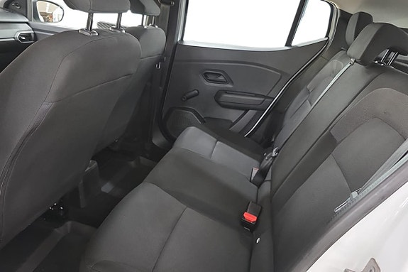 Dacia Sandero 13 of 21