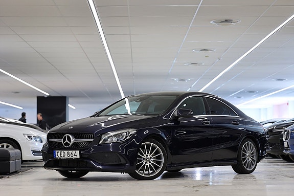 Mercedes-Benz CLA250 3 of 5