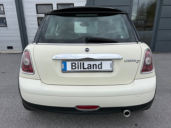 MINI Cooper 5 of 5