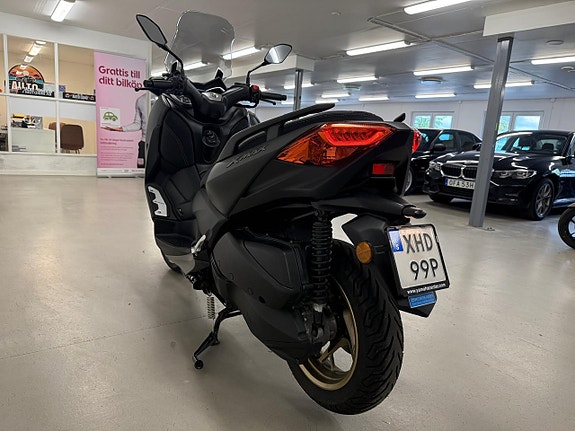 Yamaha X-MAX 300 300 Tech Max 13 of 13