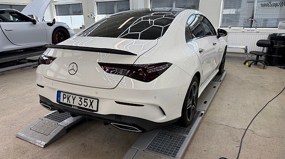 Mercedes-Benz CLA200