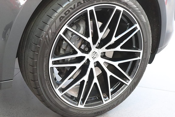 Porsche Macan 5 of 5