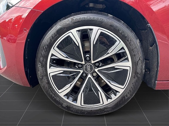 Audi A5 9 of 12