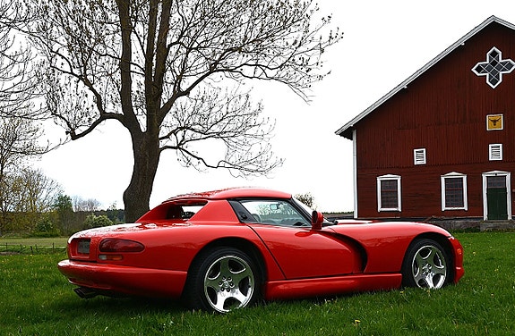 Dodge Viper 18 of 22