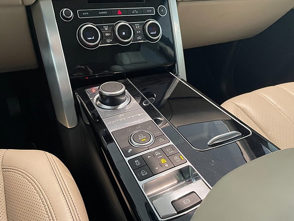 Land Rover Range Rover 13 of 18