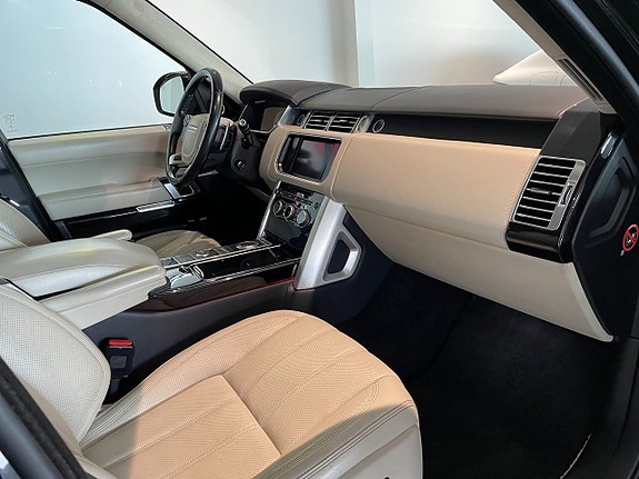 Land Rover Range Rover 15 of 18