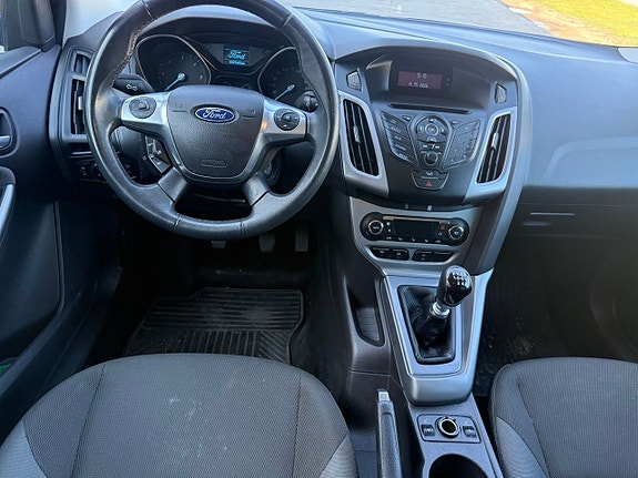 Ford Focus 11 of 13