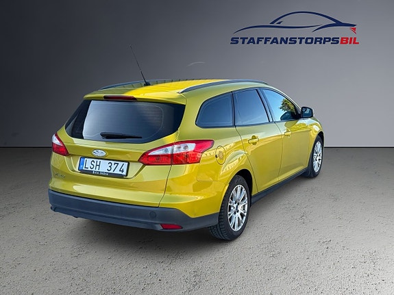 Ford Focus 5 of 13
