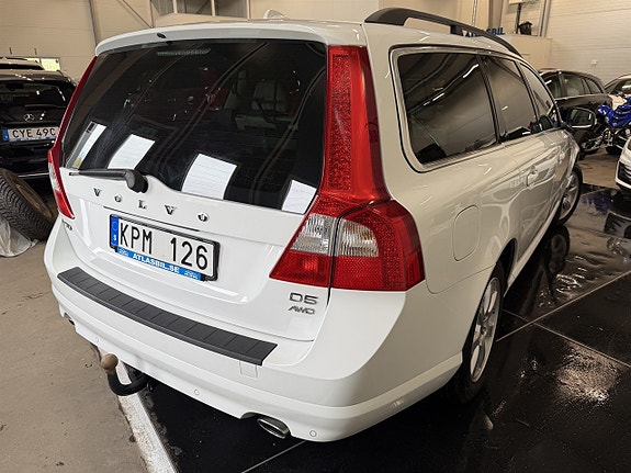Volvo V70 5 of 26
