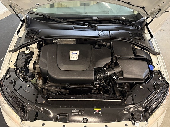 Volvo V70 23 of 26