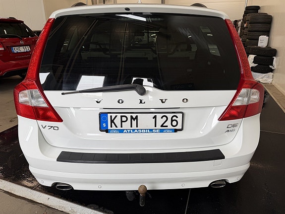Volvo V70 4 of 26