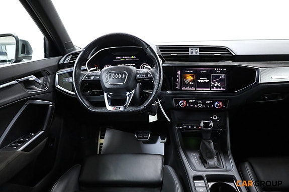 Audi RS Q3 10 of 26
