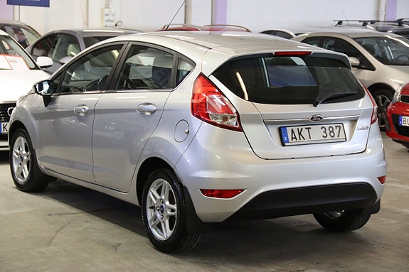 Ford Fiesta 5 of 13