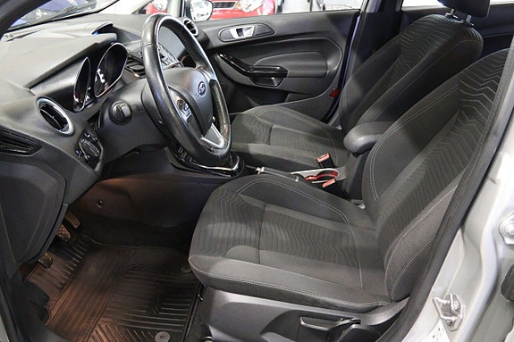 Ford Fiesta 6 of 13