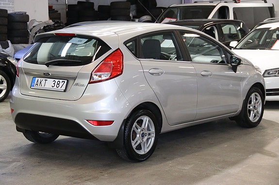 Ford Fiesta 4 of 13