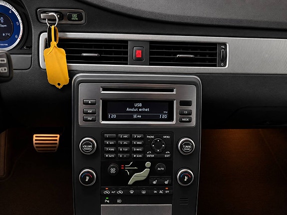 Volvo V70 8 of 8