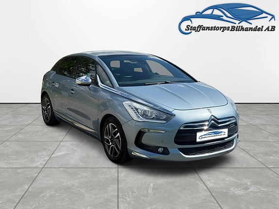 Citroen DS5 3 of 5