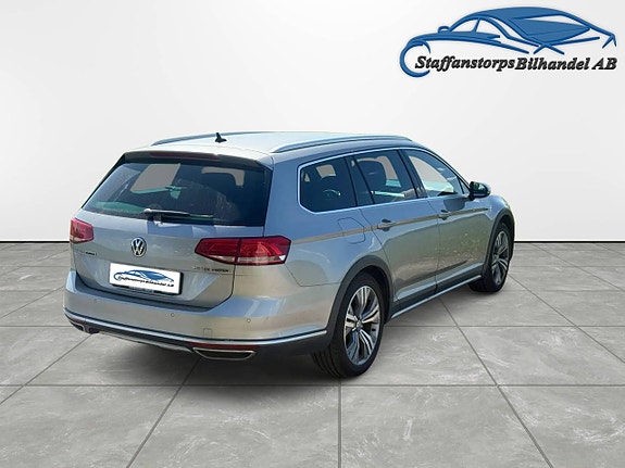 Volkswagen Passat Alltrack 5 of 5