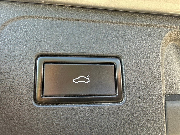Volkswagen Passat Alltrack 15 of 24