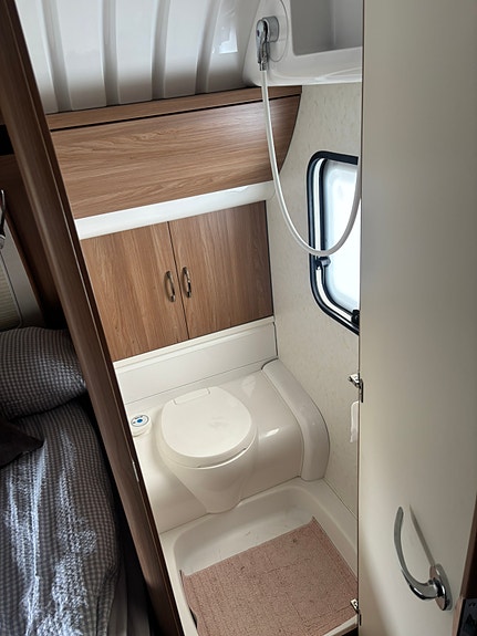 Hobby 560 KMFE de luxe 5 of 7