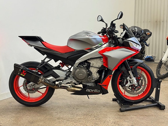 Aprilia Tuono | Akrapovic | Farthållare | Quickshift | 95hk 3 of 5