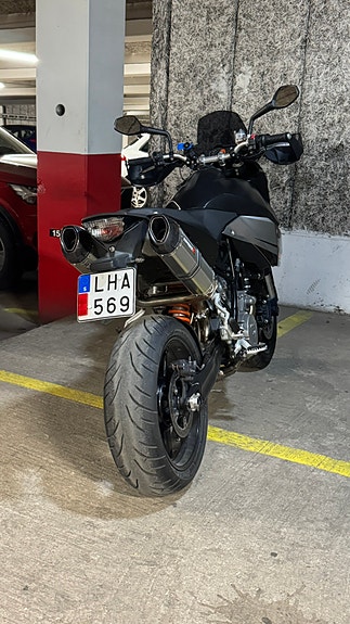 KTM 990 SUPERMOTO T (85KW) 2 of 5