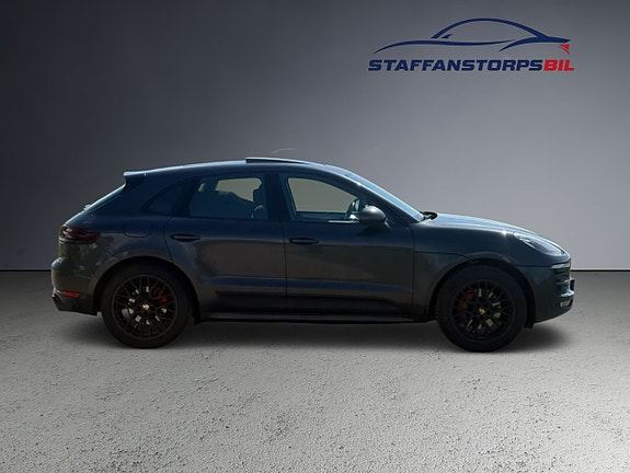 Porsche Macan GTS 4 of 20
