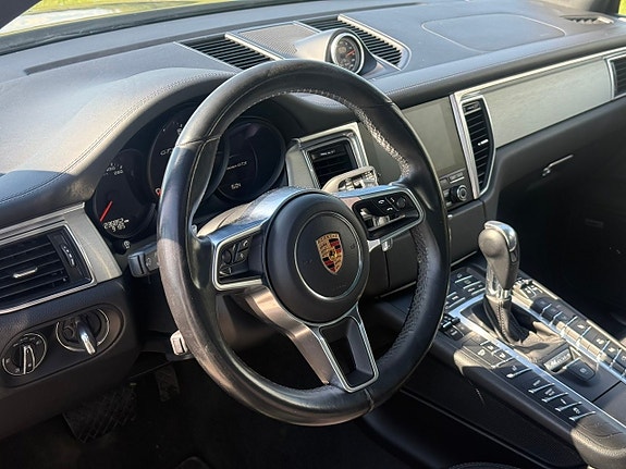 Porsche Macan GTS 8 of 20