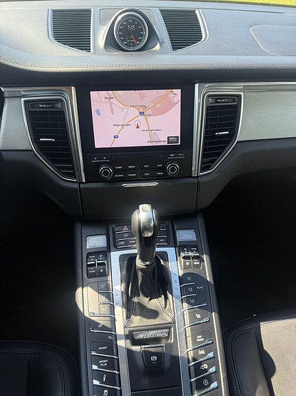 Porsche Macan GTS 11 of 20