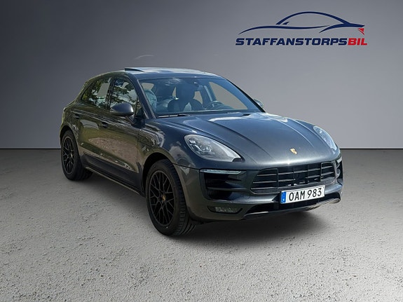 Porsche Macan GTS 3 of 20
