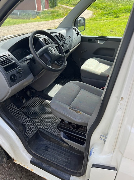 Volkswagen Transporter 4 of 5