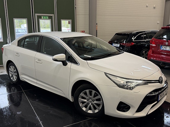 Toyota Avensis 6 of 22