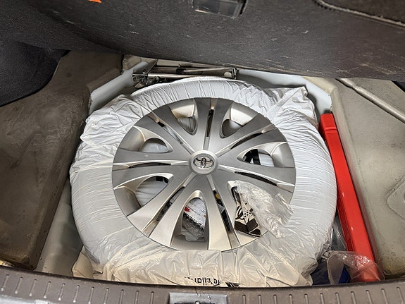 Toyota Avensis 9 of 22