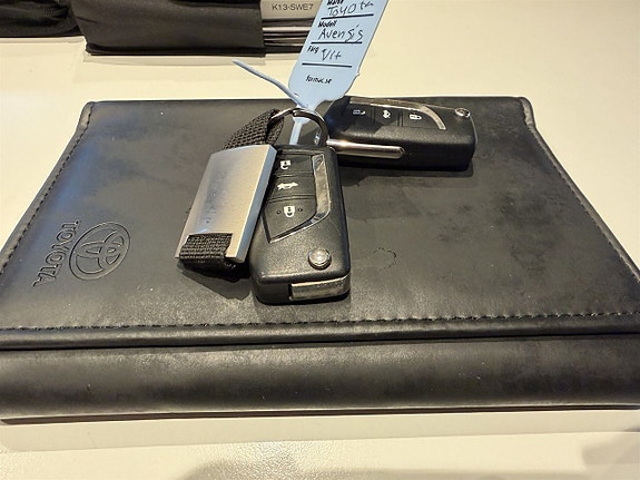 Toyota Avensis 22 of 22