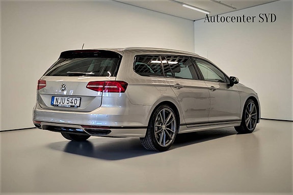 Volkswagen Passat 3 of 5