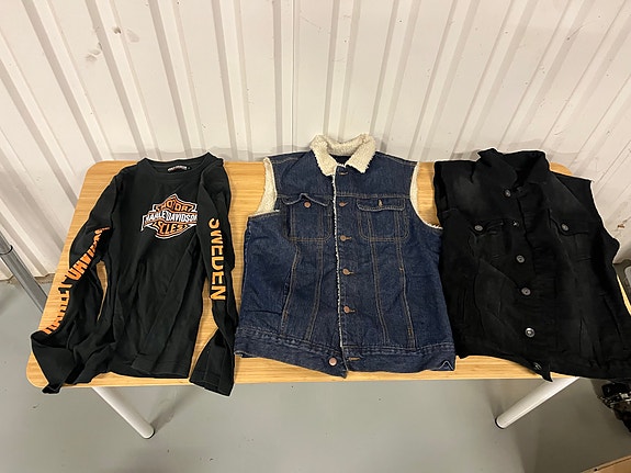 Product image 33 of 40
