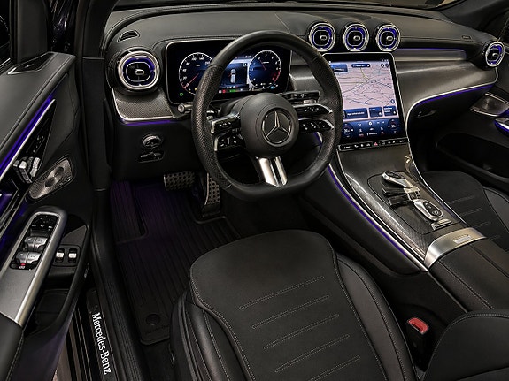 Mercedes-Benz GLC300 e 10 of 17
