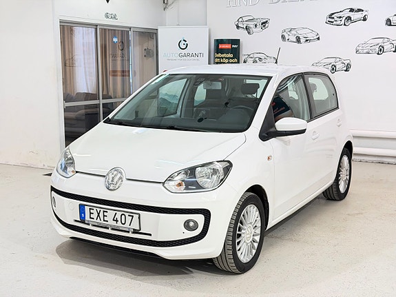 Volkswagen UP! 3 of 5