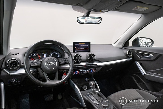Audi Q2 8 of 19