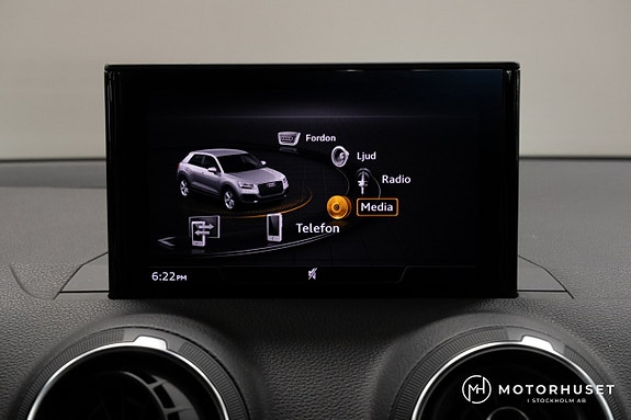 Audi Q2 14 of 19
