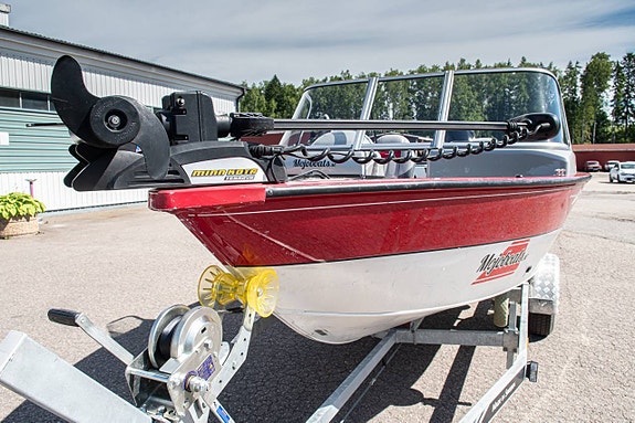 Tracker ProGuide V16 WT Mercury F80 ELPT 6 of 11